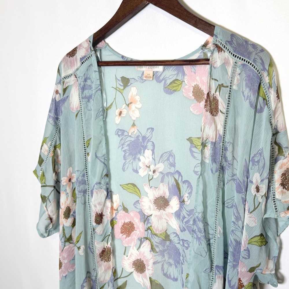 Band of Gypsies Floral Kimono Wrap Light Blue Pink Chiffon Lace Trim XS/S